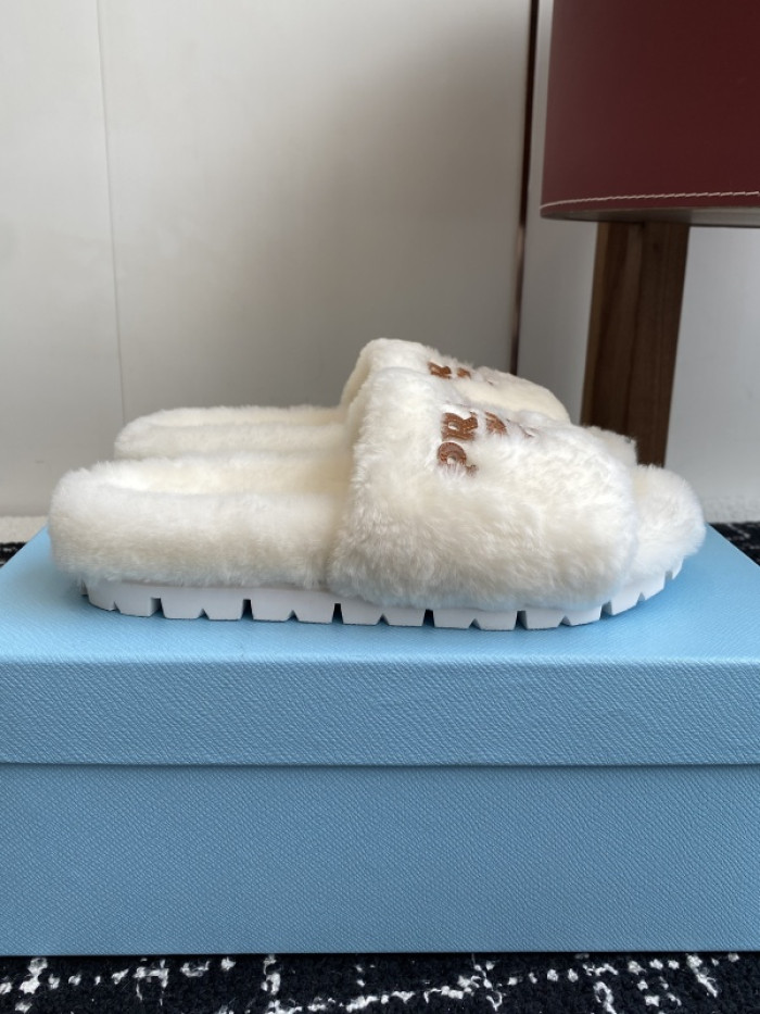 PRA*DA SLIPPERS