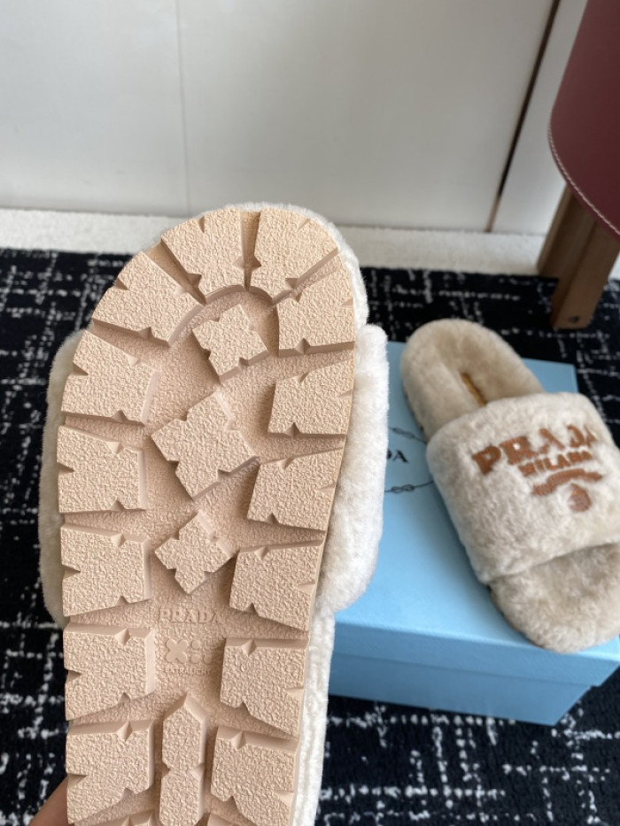 PRA*DA SLIPPERS
