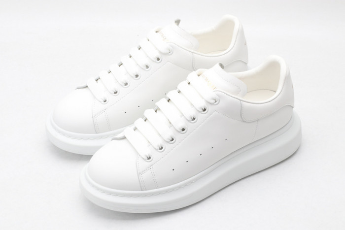 MQ Sneakers